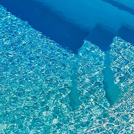 Katharos Pool 3*